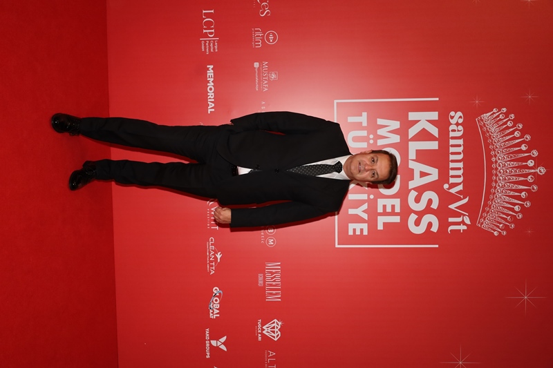 Sammyvit Klass Model Türkiye 2025 :  Ünlü �simler K�rm�z� Hal� ��kl���yla Oscar Gecesini Aratmad�